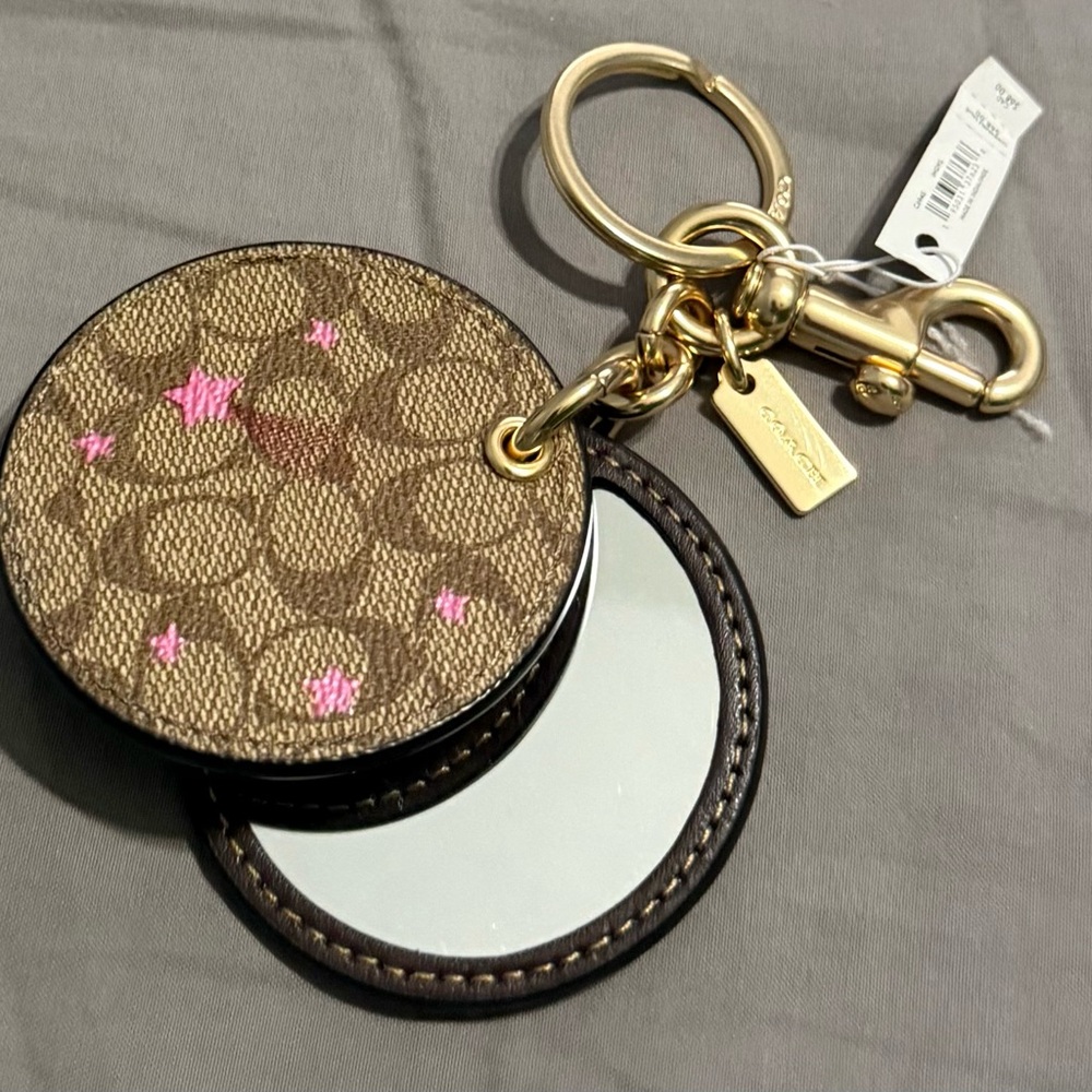 Coach- NWT charm/key chain